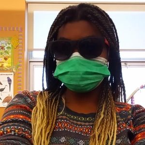 Meet your Posher, Denisha